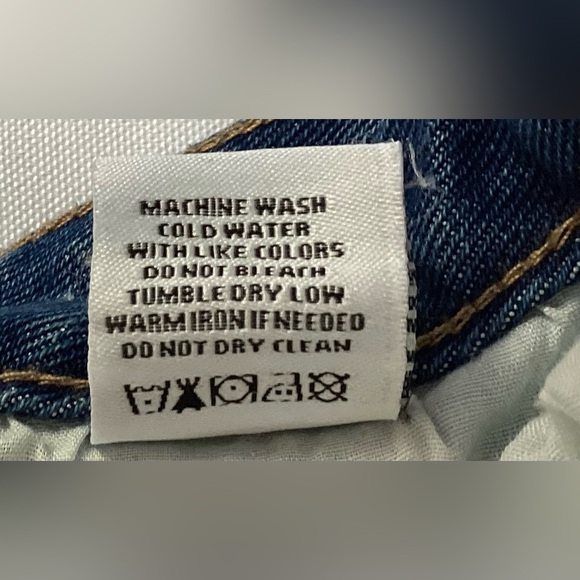 Velvet Heart Indigo Cropped Jeans - Picture 13 of 14